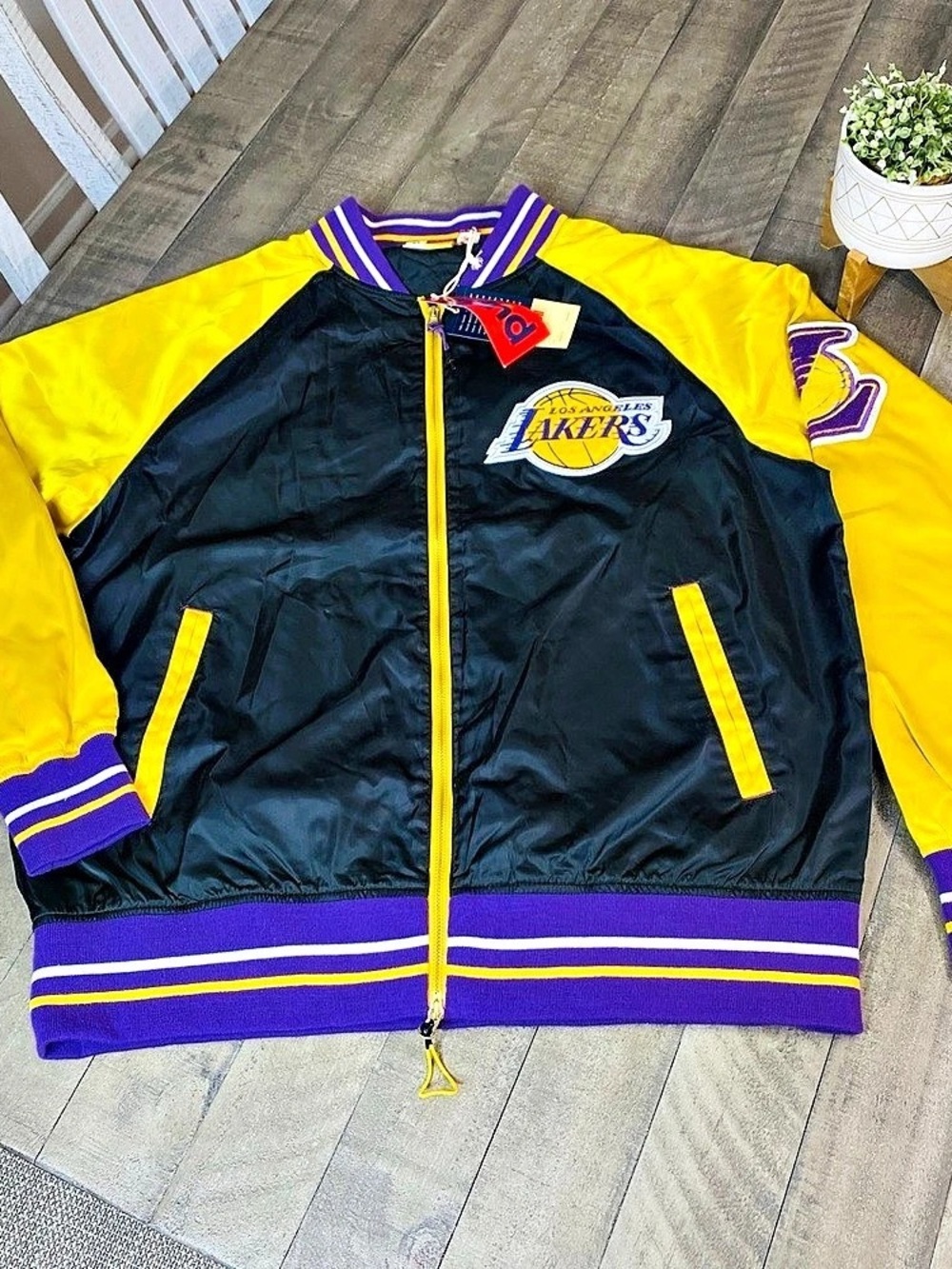 Pupil Apparel LA Lakers Full Zip Bomber Varsity Jacket Black Yellow Men's Size L